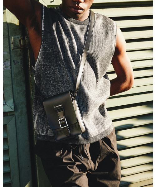 Dr.Martens（ドクターマーチン） ショルダーバッグ FREE ブラック