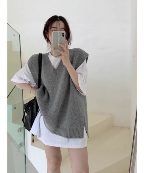 MM6 グレージュ Vネック オーバーサイズニットベスト MM6 グレージュ Vネック オーバーサイズニットベスト 楽天市場】mm6