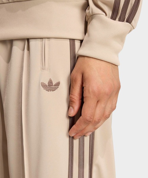 ワイドパンツ パンツ 「adidas（アディダス）」FIREBIRD LOOSE TRACK PANTS レディースの画像