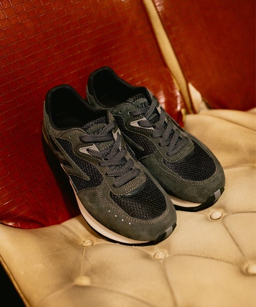 HI-TEC（ハイテック） スニーカー 「HI-TEC／ハイテック」SILVER