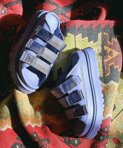 サンダル (UGG)W GOLDENGLOW SLIDE レディースの画像