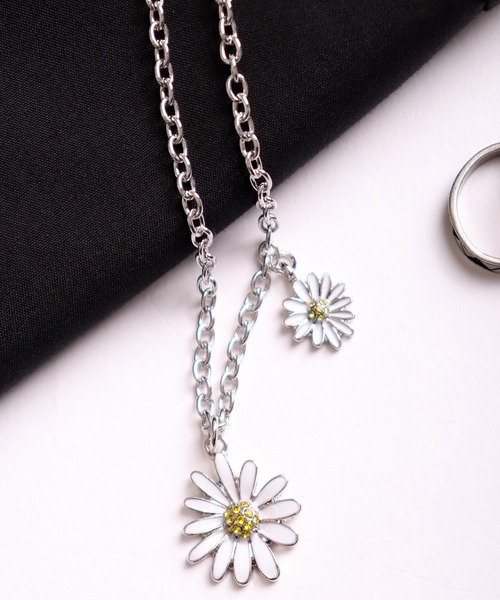 FUNALIVE（ファンアライブ） ネックレス JON フラワーチャーム