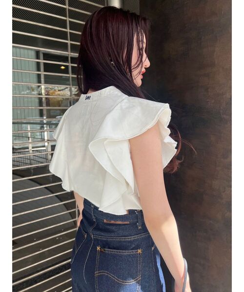 【Leeコラボ】Vネックフリルタックブラウス Lee（リー）の「【Leeコラボ】Vネックフリルタックブラウス