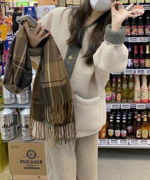 もこブルゾン ブルゾン アウター もこふわコーデュロイ切り替えボアジャケット