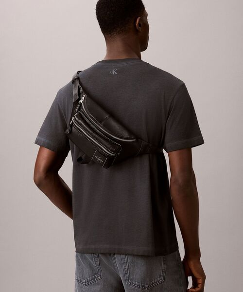 Calvin Klein（カルバン・クライン） ショルダーバッグ クロスボディ
