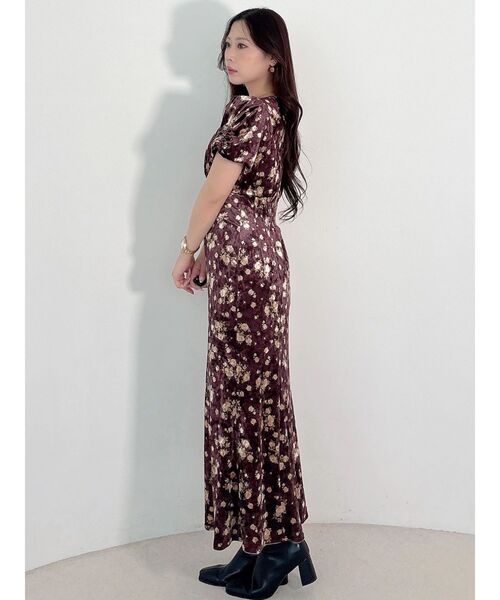 新品タグ付 MERCURYDUO 花柄ロングワンピース ブラウン MERCURYDUO（マーキュリーデュオ） ワンピース ベロアプリントナロー