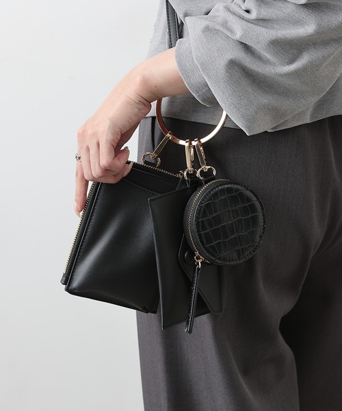 COLONY 2139（コロニー トゥーワンスリーナイン） ショルダーバッグ