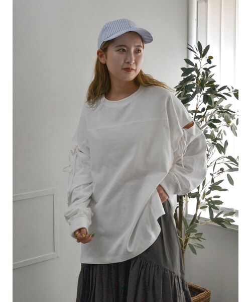 【新品未使用・完売品】ELLIE ロングスリーブTEE（GRY）Sサイズ Ungrid（アングリッド） tシャツ スリットデザインロングスリーブTee