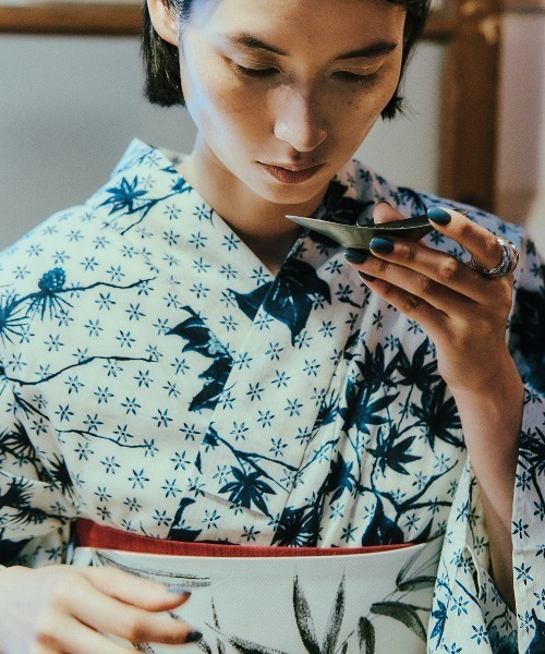 KEITA MARUYAMA（ケイタマルヤマ） 浴衣 × Ameri IVORY FLOWER YUKATA