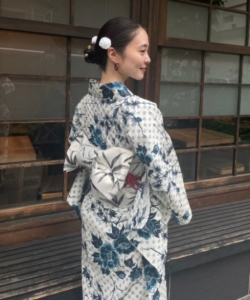 KEITA MARUYAMA（ケイタマルヤマ） 浴衣 × Ameri IVORY FLOWER YUKATA