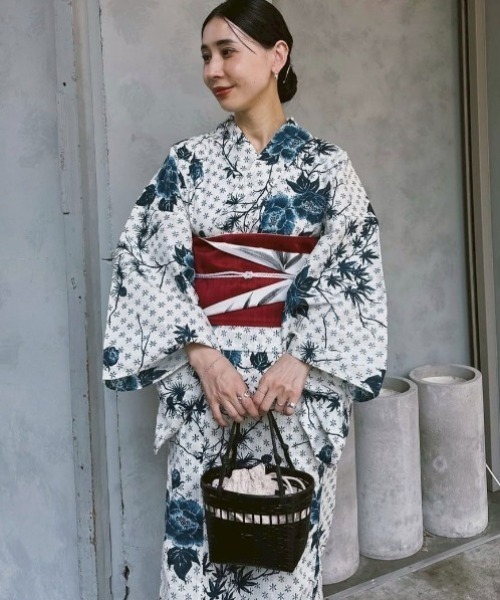 KEITA MARUYAMA（ケイタマルヤマ） 浴衣 × Ameri IVORY FLOWER YUKATA