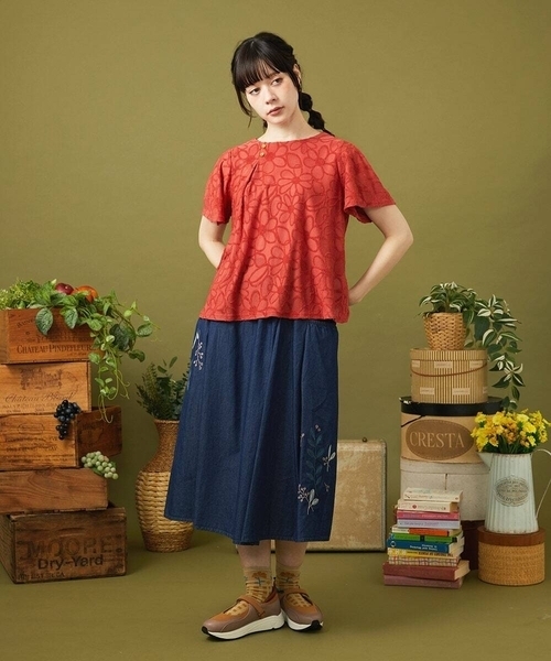 Jocomomola（ホコモモラ） tシャツ Camino de flores フラワージャ