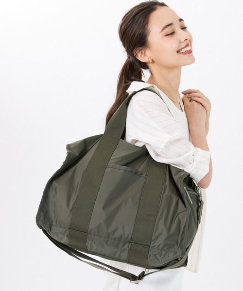 LeSportsac ボストンバッグ 中型 ブラック LeSportsac ボストンバッグ DELUXE MED WEEKENDER リサイクルド