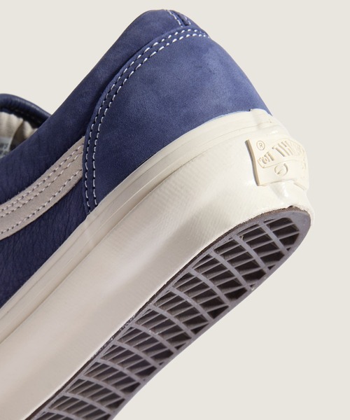 VANS（ヴァンズ） スニーカー VANS PREMIUMオールドスクール 36 / LX