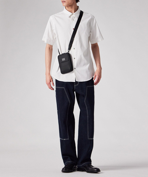 Paul Smith / モダンスタイル フォンポシェット　人気　値下げ中 Paul Smith（ポール・スミス） ショルダーバッグ モダンスタイル