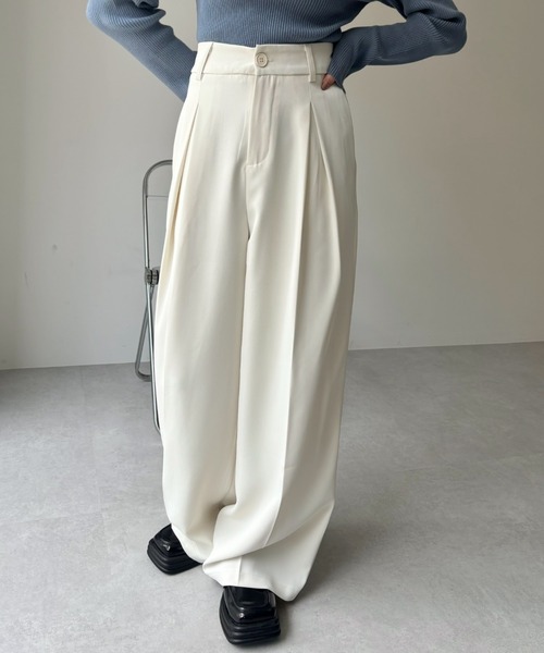Ada. スラックス パンツ 「美脚シルエット」 センタータック