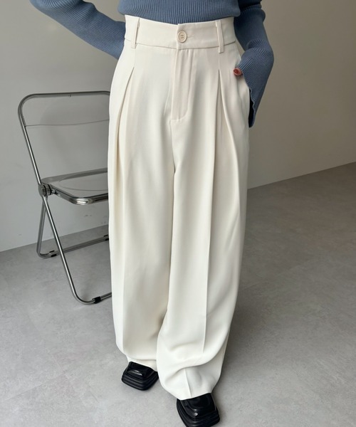 Ada. スラックス パンツ 「美脚シルエット」 センタータック