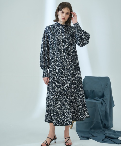 美品　ドルチェ&ガッバーナ　レオパード　タック　美シルエット　ワンピース　黒 美品 ドルチェ&ガッバーナ レオパード タック 美シルエット ワンピース