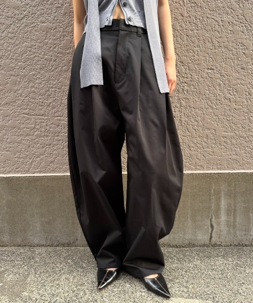 ワイドパンツ パンツ 「再入荷」カーブシルエットタックパンツ レディースの画像