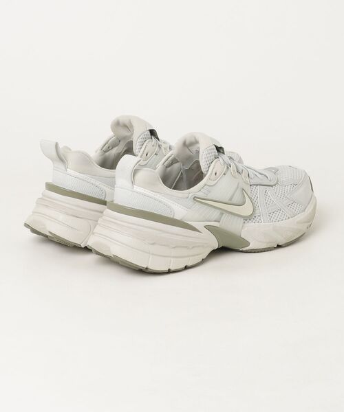 NIKE（ナイキ） ローカットスニーカー 24.5cm ホワイト レディース