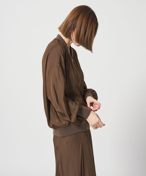 ブルゾン アウター 「conte」サテン ジップブルゾン レディースの画像