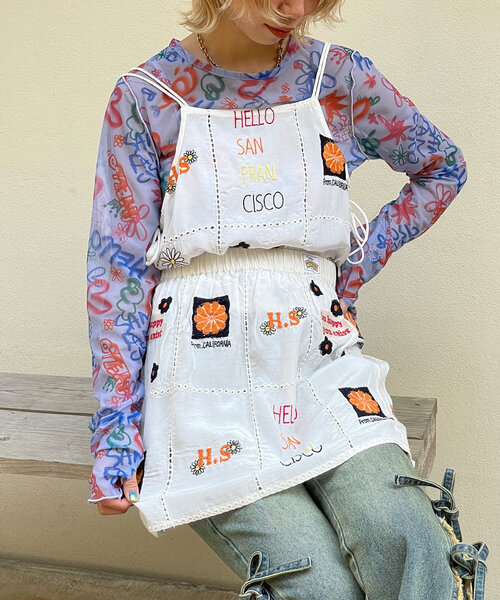 tシャツ 「HELLO.SANFRANCISCO/ハローサンフランシスコ」indiaオリジナル刺繍サテンキャミ レディース セール】【HELLO.SANFRANCISCO】indiaオリジナル刺繍サテン