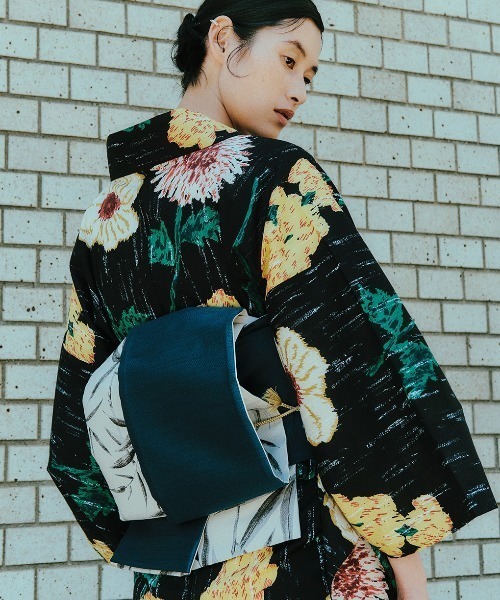 KEITA MARUYAMA（ケイタマルヤマ） 浴衣 × Ameri BLACK FLOWER YUKATA