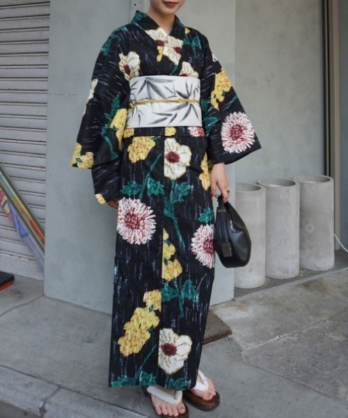 KEITA MARUYAMA（ケイタマルヤマ） 浴衣 × Ameri BLACK FLOWER YUKATA