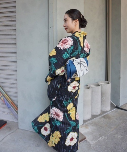 KEITA MARUYAMA（ケイタマルヤマ） 浴衣 × Ameri BLACK FLOWER YUKATA