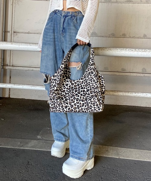 ハンドバッグ user_c7d7d101 ARMANI EXCHANGE (アルマーニ エクスチェンジ ) スタッズロゴ