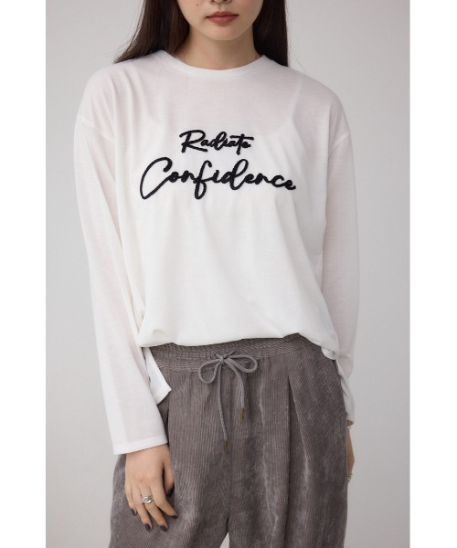 AZUL BY MOUSSY（アズールバイマウジー） tシャツ シシュウロゴロング