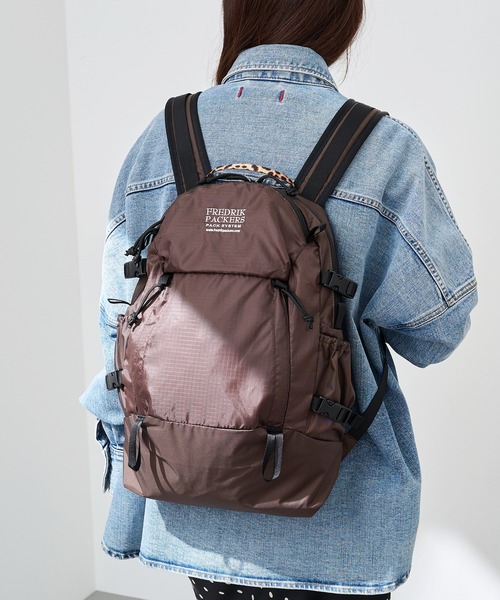 FREDRIK PACKERS（フレドリックパッカーズ） デイバック リュック