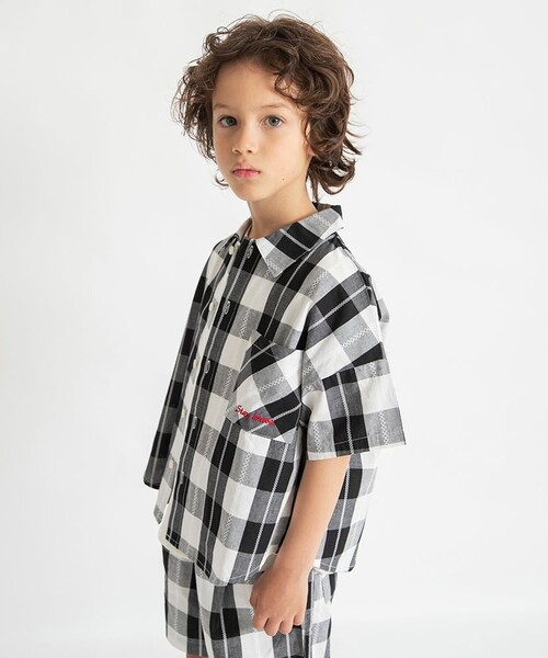 BURBERRY キッズ ストライプ柄 長袖シャツ BURBERRY（バーバリー） 「KIDS」ストライプ柄長袖シャツ 160A