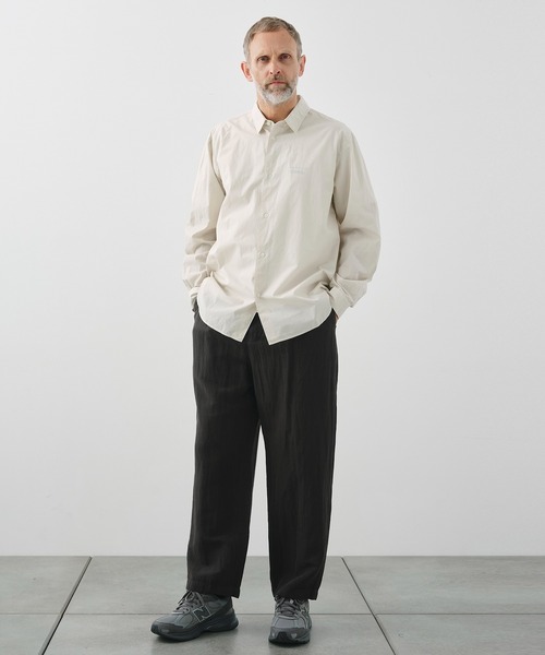 シャツ 「ATON / エイトン」SHRINK COTTON LAWN OVERSIZED SHIRT メンズの画像
