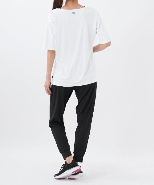 【2時間着用しただけです❗️】Reebok 水着　レディース　スイムウェア Reebok 水着 「Reebok:リーボック」レディース5分袖Tシャツ付き2