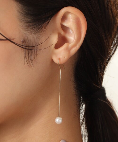 COCOSHNIK ピアス K10パール コンパクトチェーン フックピアス