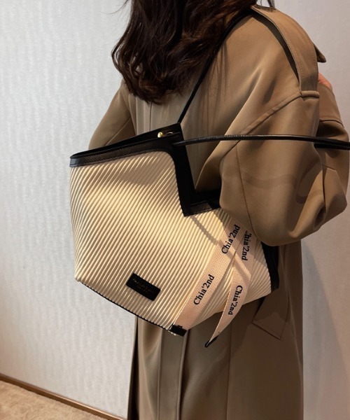 ハンドバッグ ロゴテープ付きフェイクレザーハンドバッグ : ZOZOTOWN