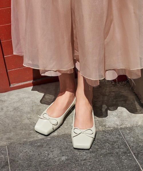 台湾 CHARLES&KEITH スポーツスタイルバレエフラットシューズ CHARLES ＆ KEITH バレエシューズ パンプス パテント アンクル
