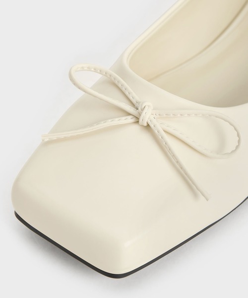 チャールズ＆キース リサイクルポリエステル ボウバレリーナ CHARLES ＆ KEITH バレエシューズ パンプス スクエアトゥボウ