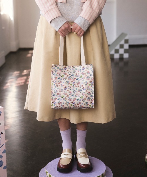 Cath Kidston（キャス・キッドソン） トートバッグ ミディアム ブック