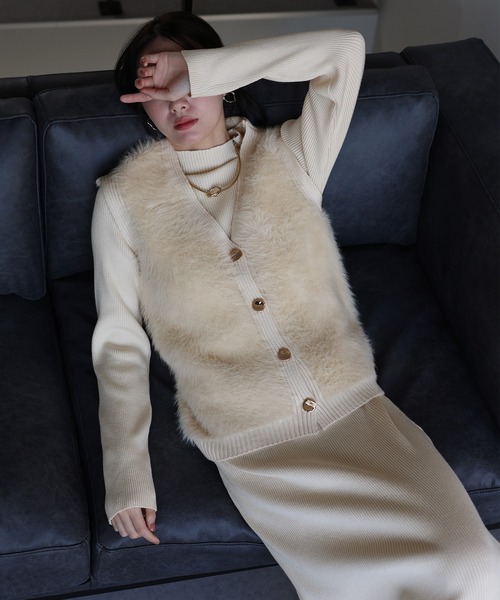 ホワイトモコモコ ジップアップワンピース(ベスト) J by blue（ジェイバイブルー） ワンピース シャギーベスト＆ニット