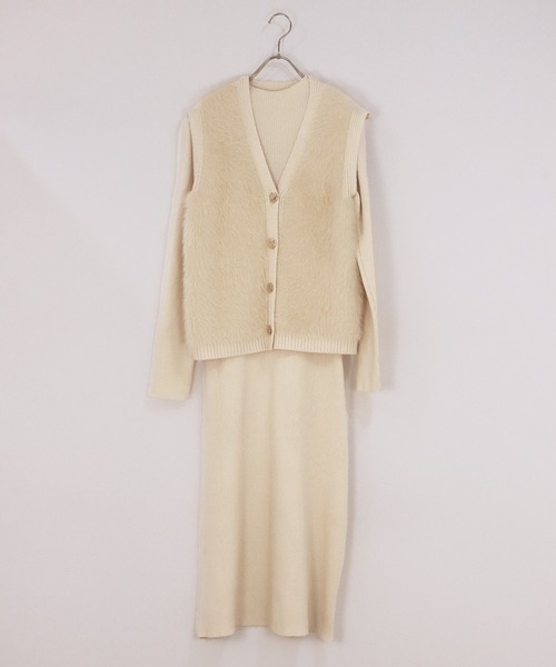 J by blue（ジェイバイブルー） ワンピース シャギーベスト＆ニット