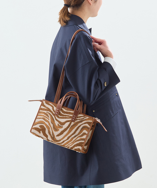 A VACATION（アヴァケーション） ショルダーバッグ バッグ 「A