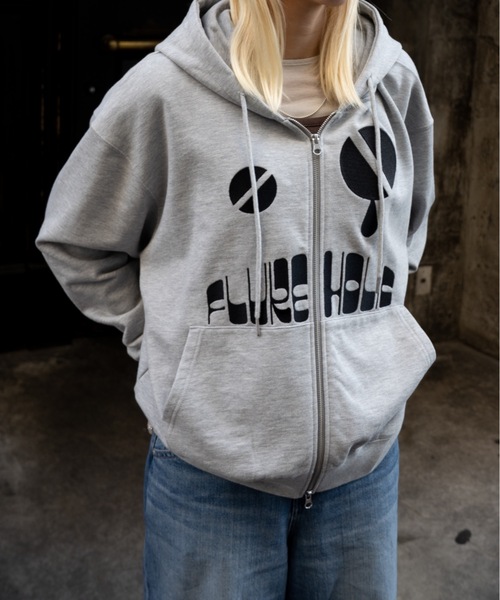 FLUKE HOLIC（フロックホリック） パーカー CRYING EMB LOGO PARKA