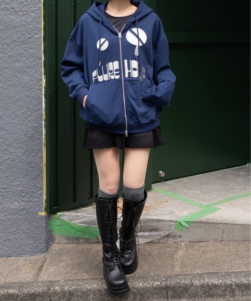 FLUKE HOLIC（フロックホリック） パーカー CRYING EMB LOGO PARKA