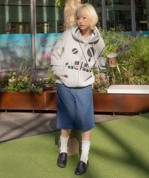 FLUKE HOLIC（フロックホリック） パーカー CRYING EMB LOGO PARKA