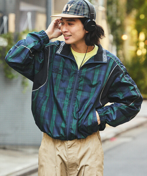 umbro（アンブロ） ナイロンブルゾン MEDIUM オフホワイト メンズ