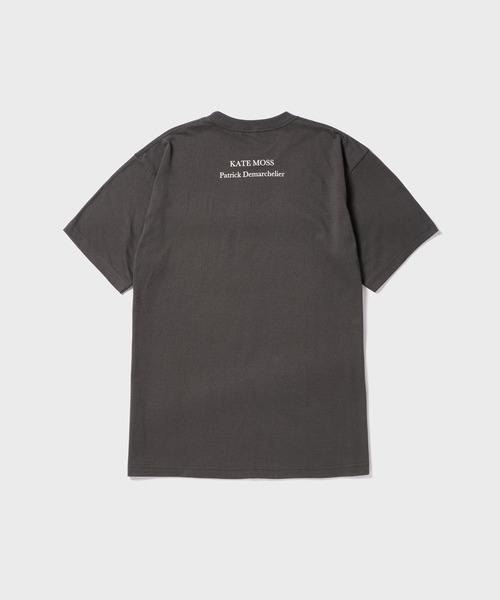 BIOTOP（ビオトープ） tシャツ 「Kate Moss by Patrick Demarchelier