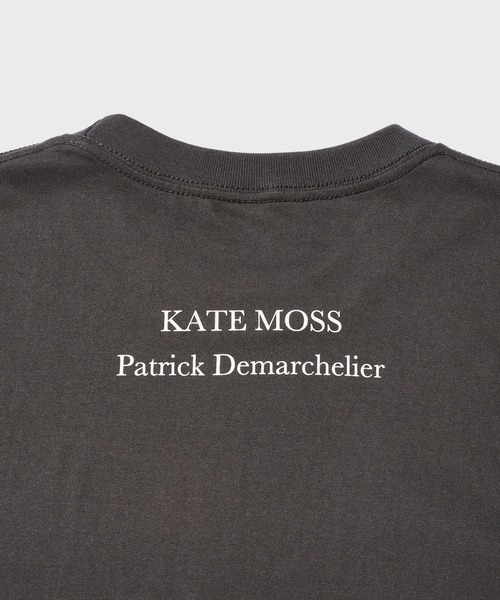 BIOTOP（ビオトープ） tシャツ 「Kate Moss by Patrick Demarchelier