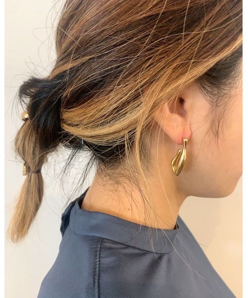 ピアス【もも】 桃モチーフ ピアス SAMA1478 XP | ANNA SUI (Women